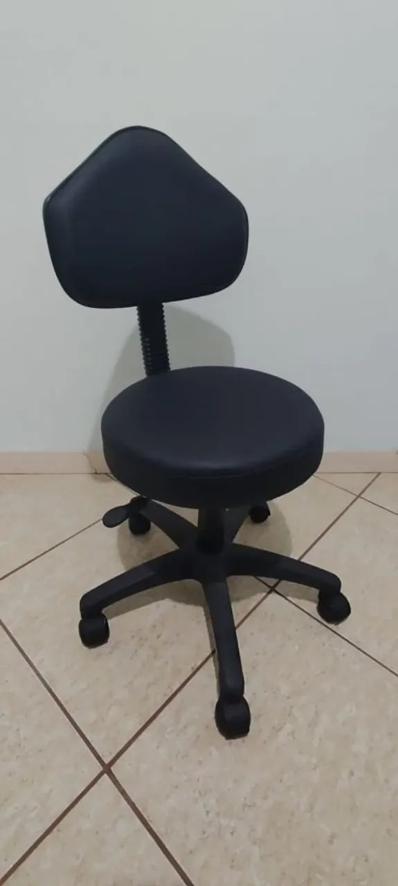 Cadeira Mocho nova