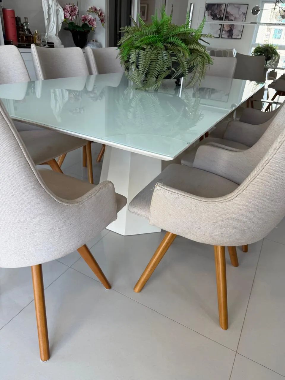 Mesa de Jantar com 8 cadeiras - Foto 3
