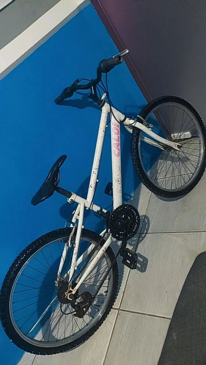 Vendo bicicleta caloi aro 24 de marcha  - Foto 2