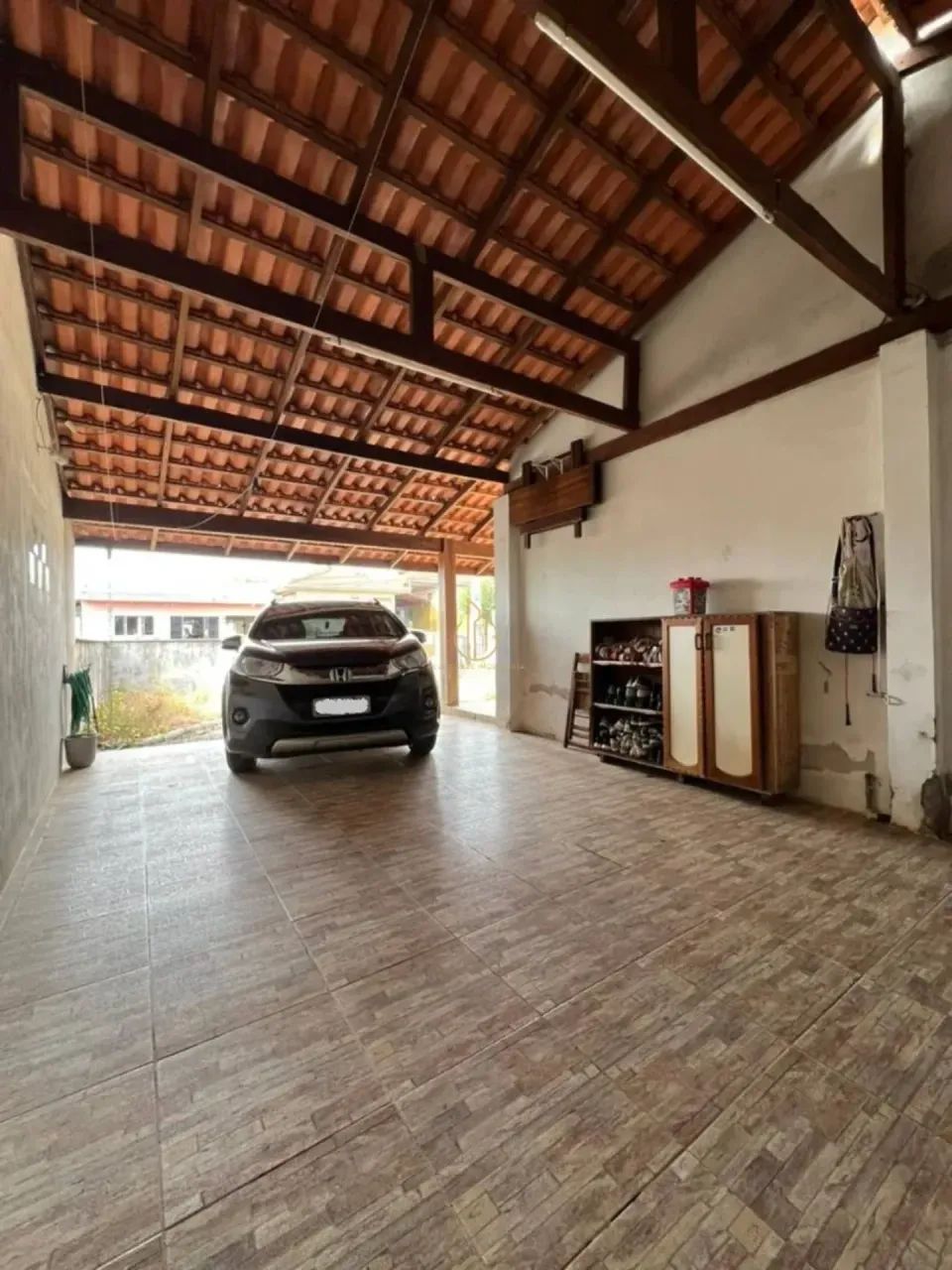 Casa averbada 2 quartos no João Costa