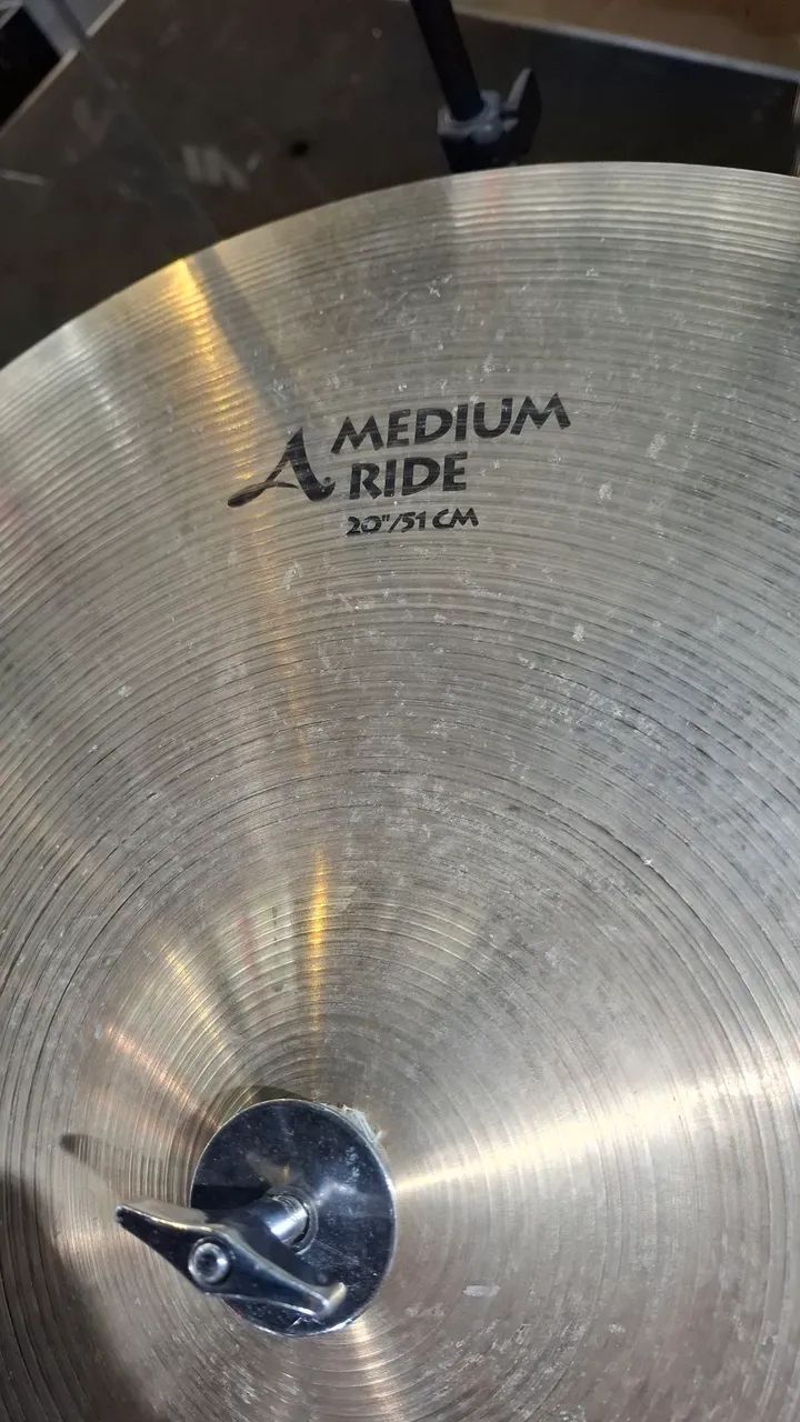 Médium Ride Zildjian Avedis 20" - Foto 2