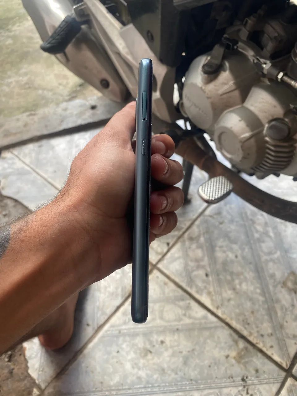 Motorola E7 - Foto 2