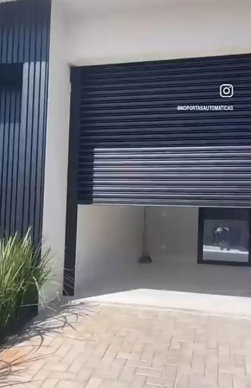 Porta de enrolar automática/ Fabricação e manutenção  - Foto 3