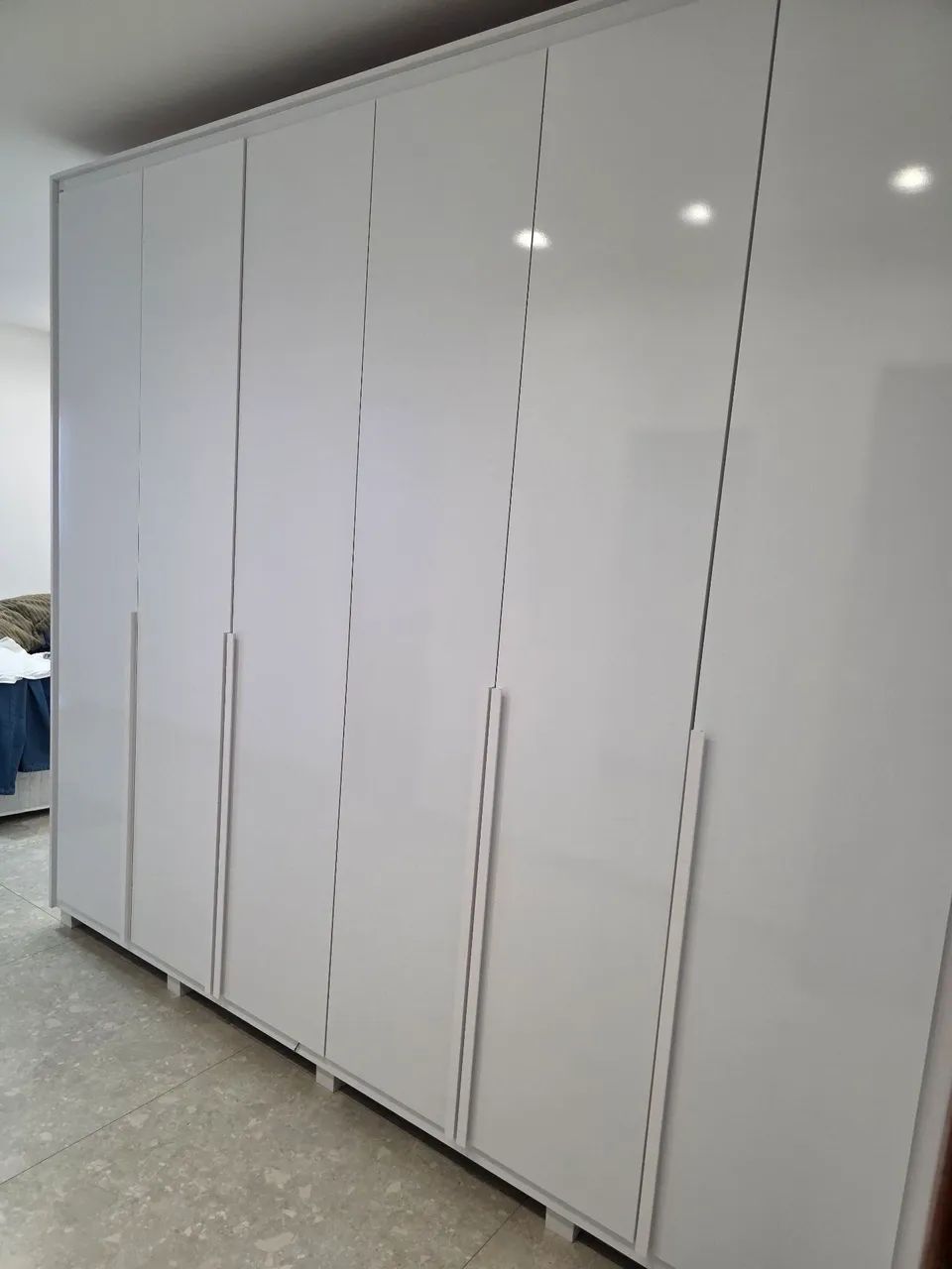 Guarda roupa 6 portas