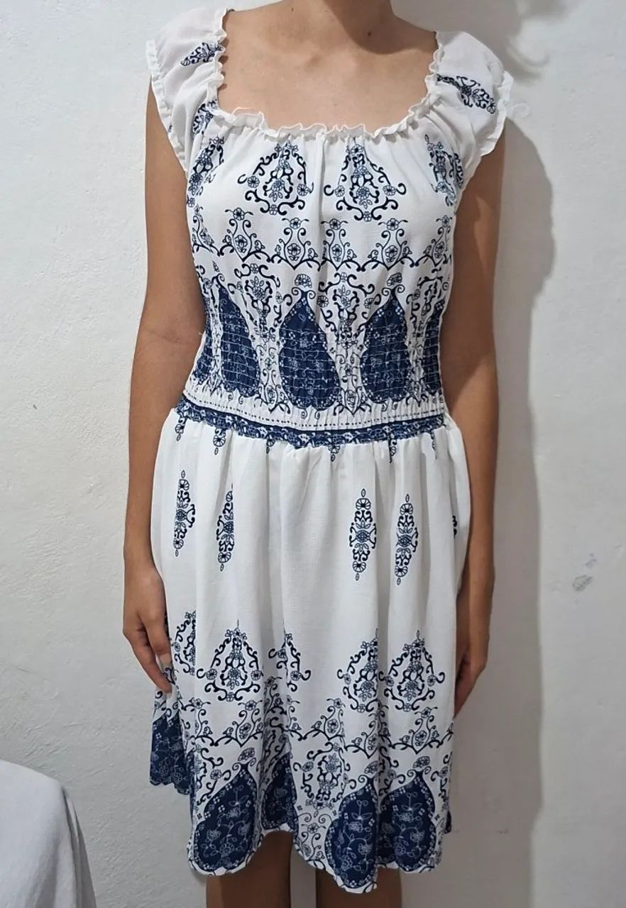 Vestido azul e branco P e M