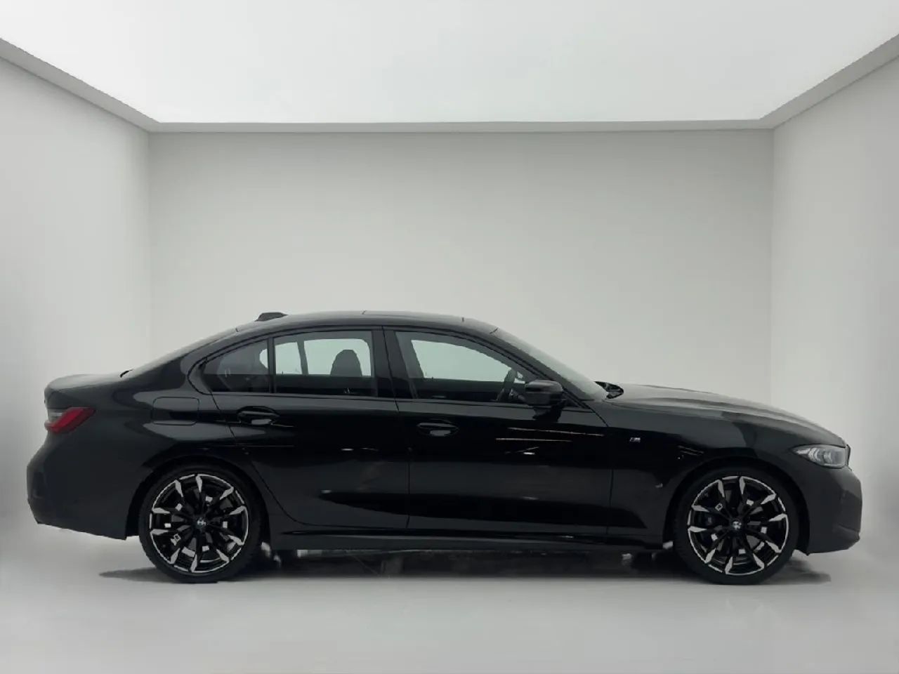 BMW 320I 320i 2026 - Foto 2