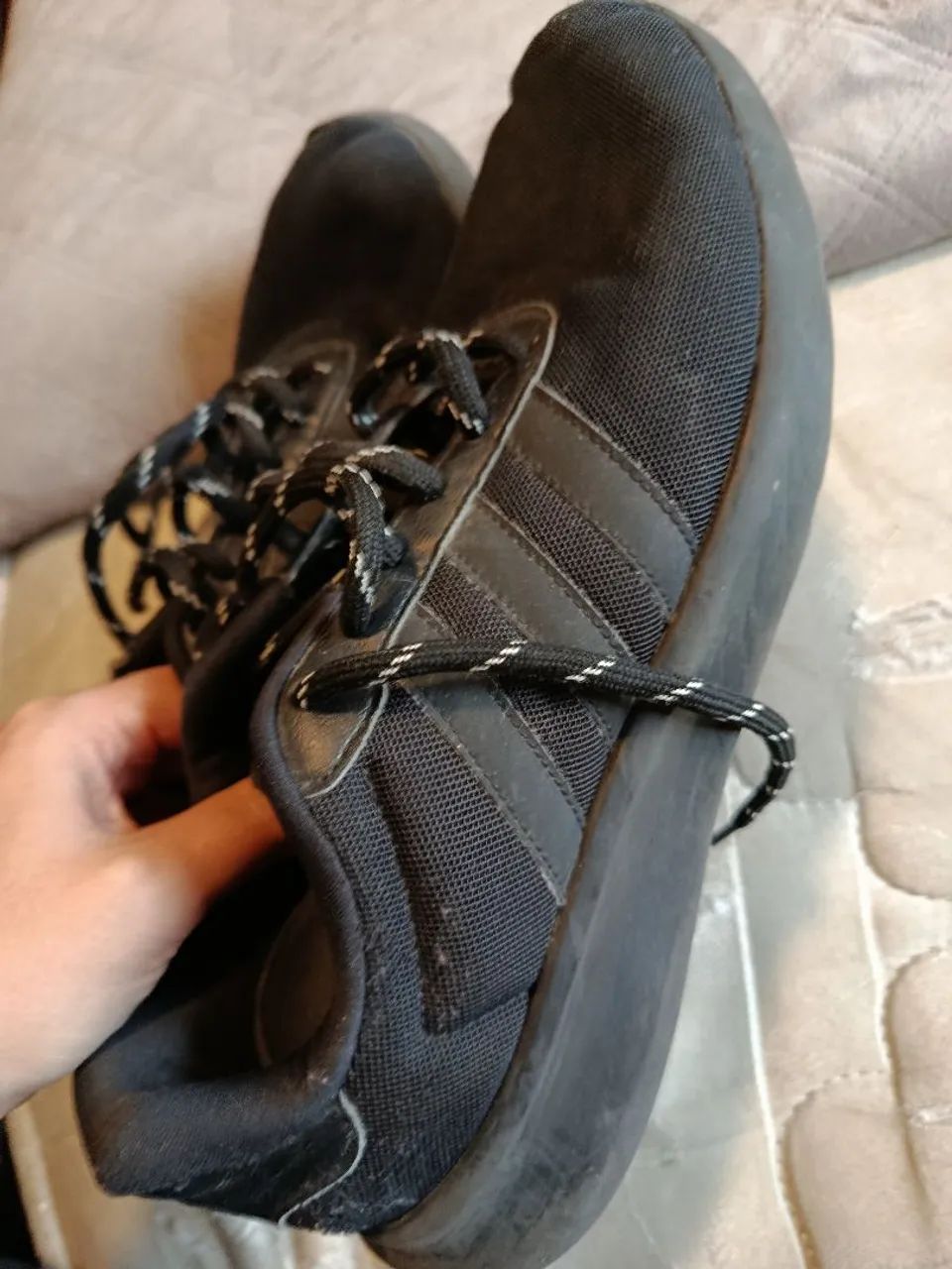 Tênis Adidas 41 - Foto 2