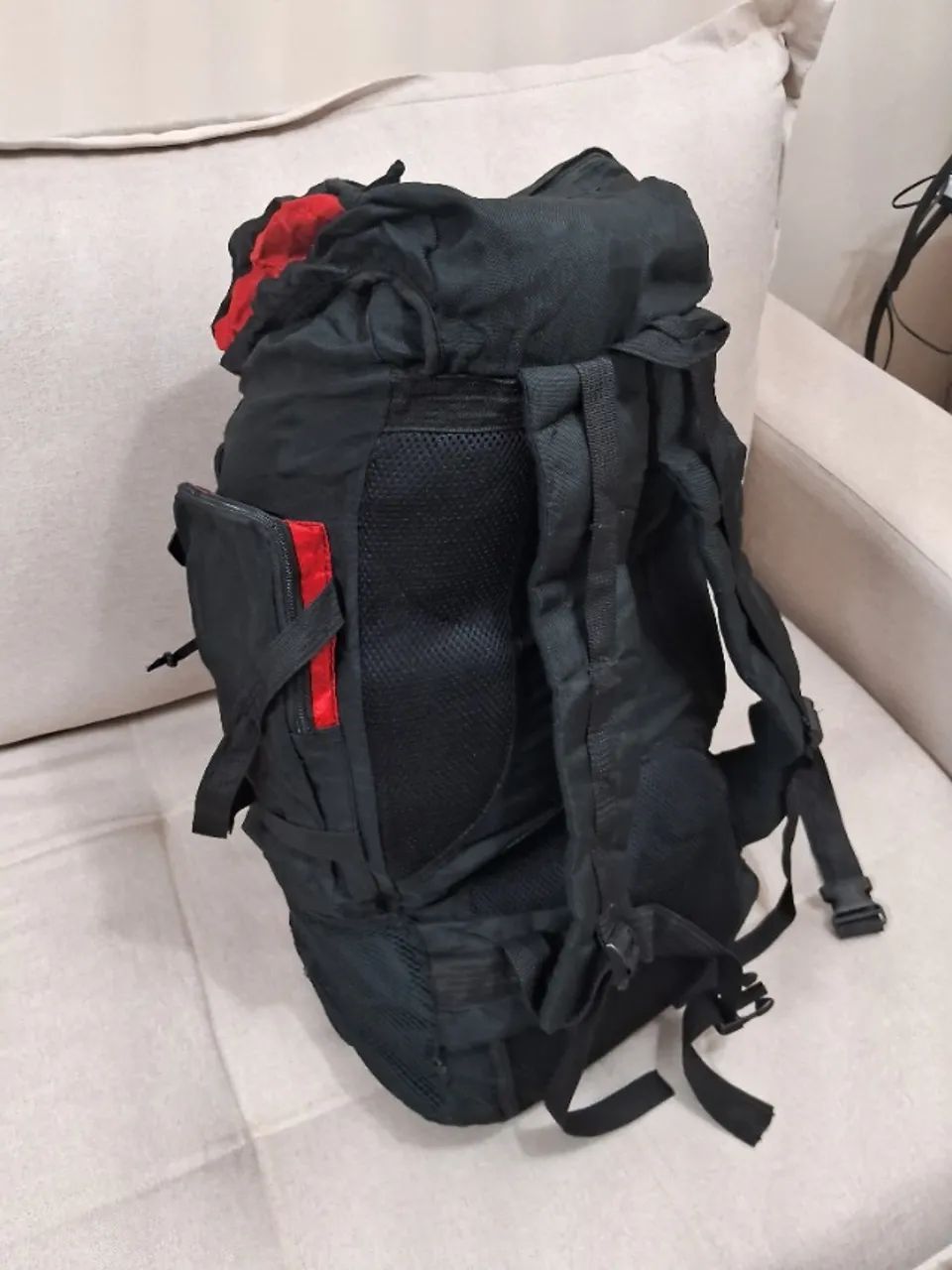 Mochila grande em tordo de 70 litros - Foto 3