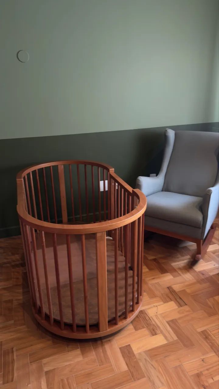 Quarto de bebê | Berço + Cômoda + poltrona de amamentação - Foto 2
