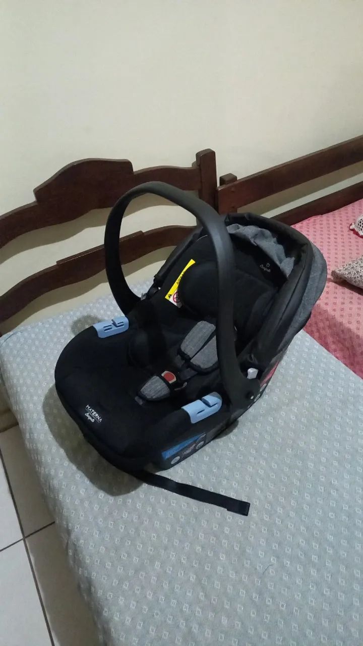 Carrinho de bebê Burigotto com Bebê conforto. - Foto 5