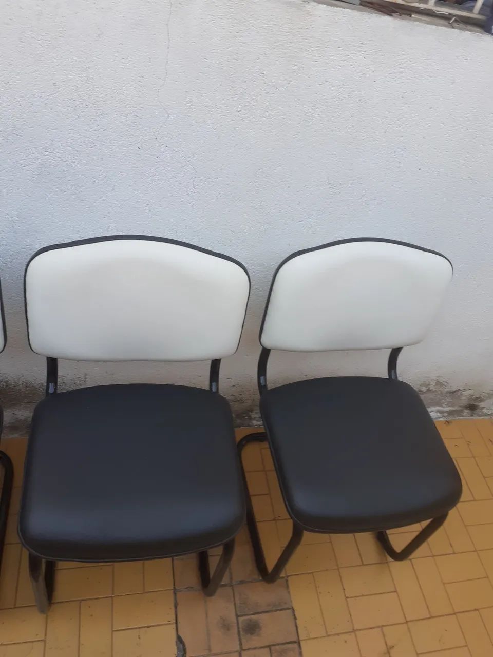 JOGO DE CADEIRAS COURINO ESPUMA INJETADA - Foto 3