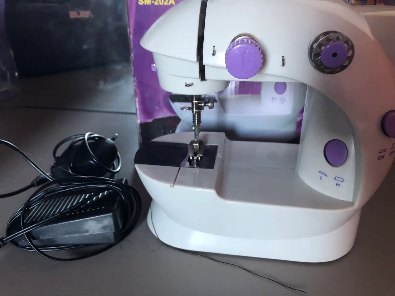 Máquina de Costura  - Foto 3