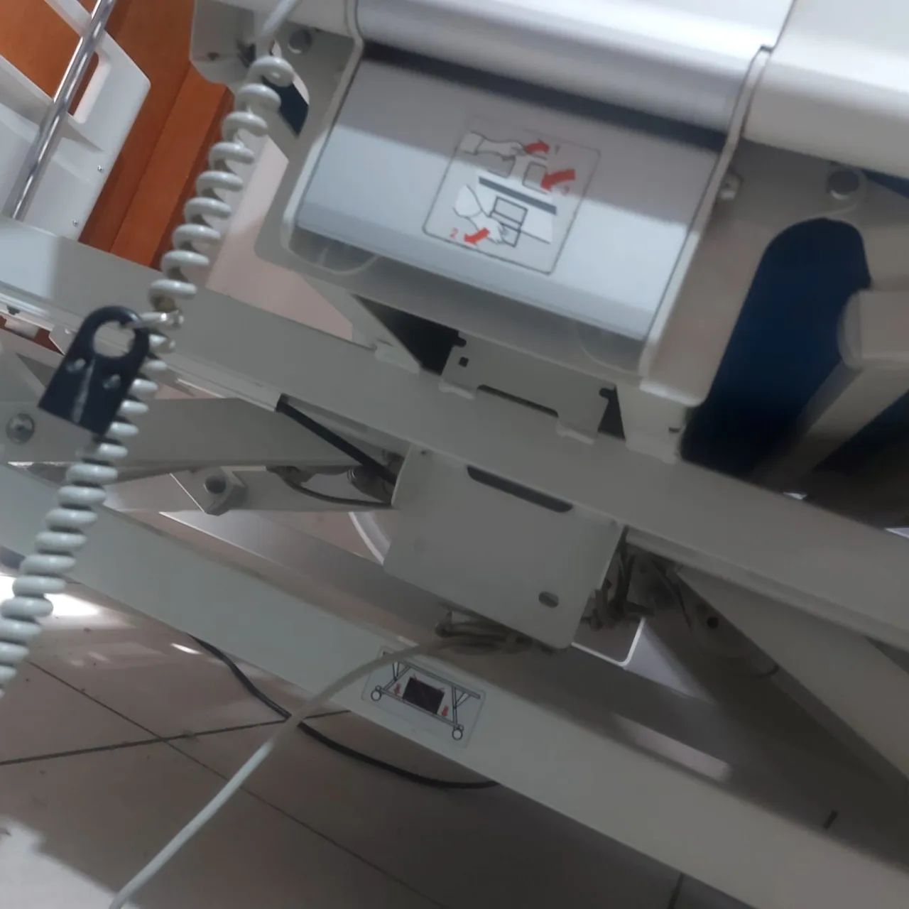 Cama hospitalar elétrica  - Foto 4