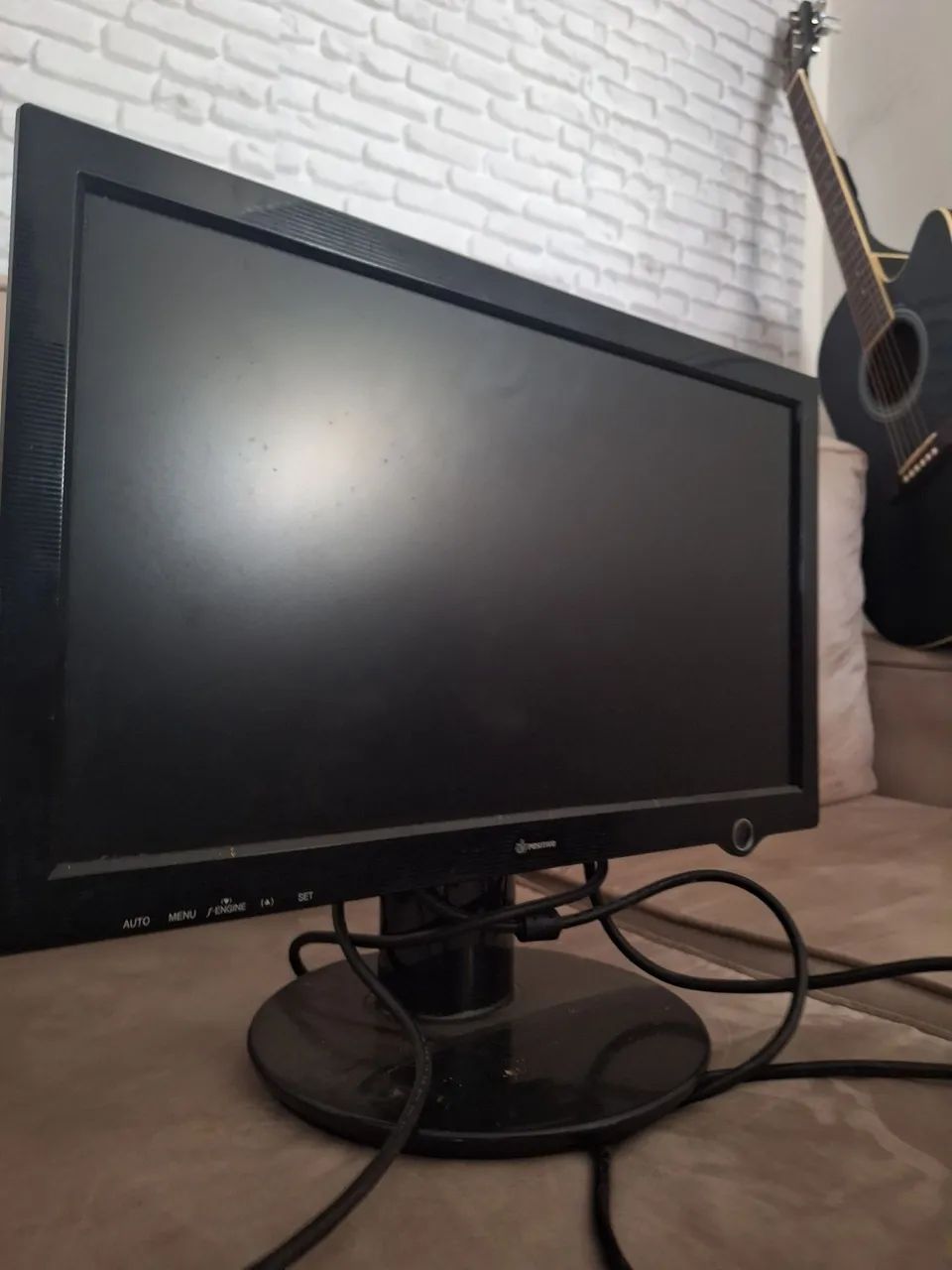 Monitor Lg Flatron L177ws 17 Pol. - Com cabo VGA e adaptador HDMI (Usado) - Foto 2