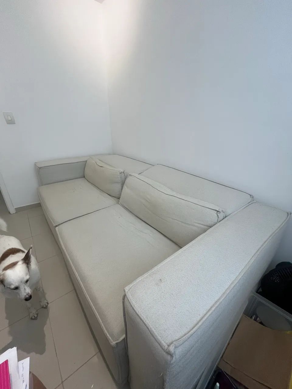 sofá retrátil linho bege 2 lugares  - Foto 4