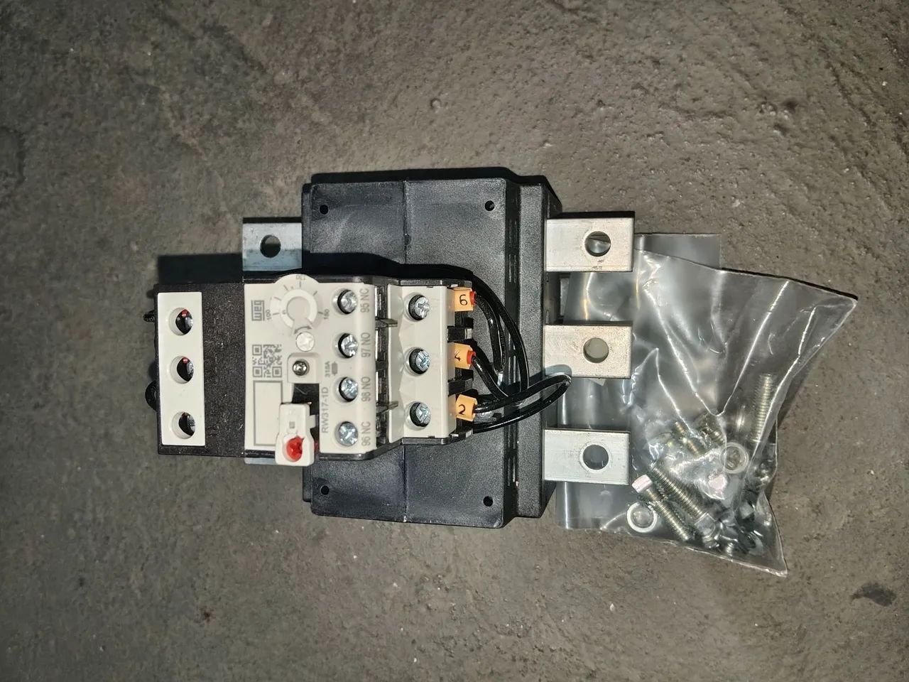 Kit de contatoras novas sem uso - Foto 3