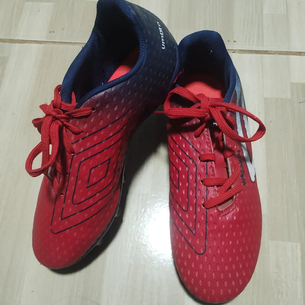 Chuteira de campo da umbro  - Foto 2