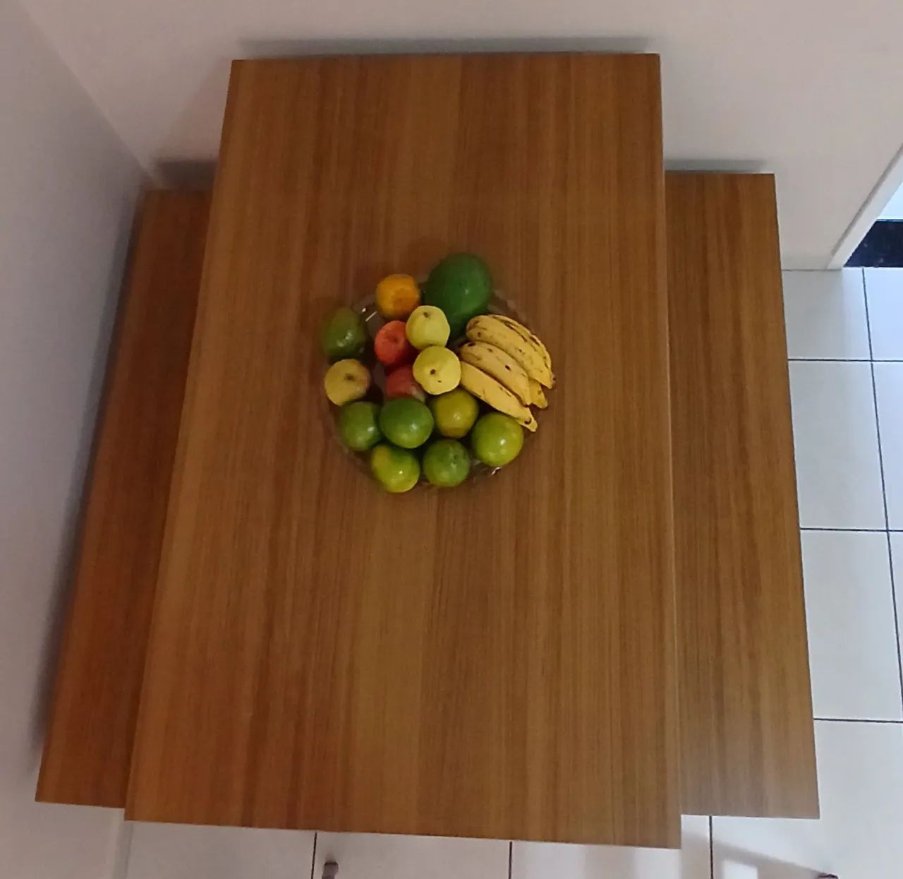 Mesa de jantar MDF 4 lugares + 2 bancos - compacta  - Foto 5