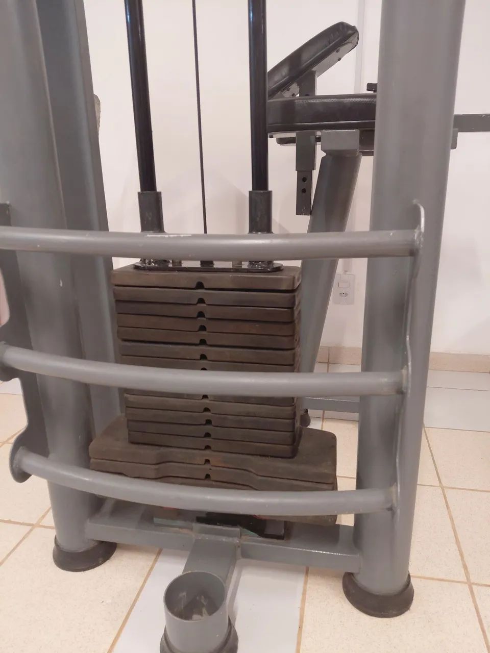 Maquina de Glúteos - Foto 3