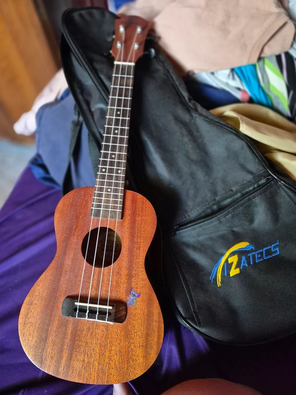 Vendo ukulele 