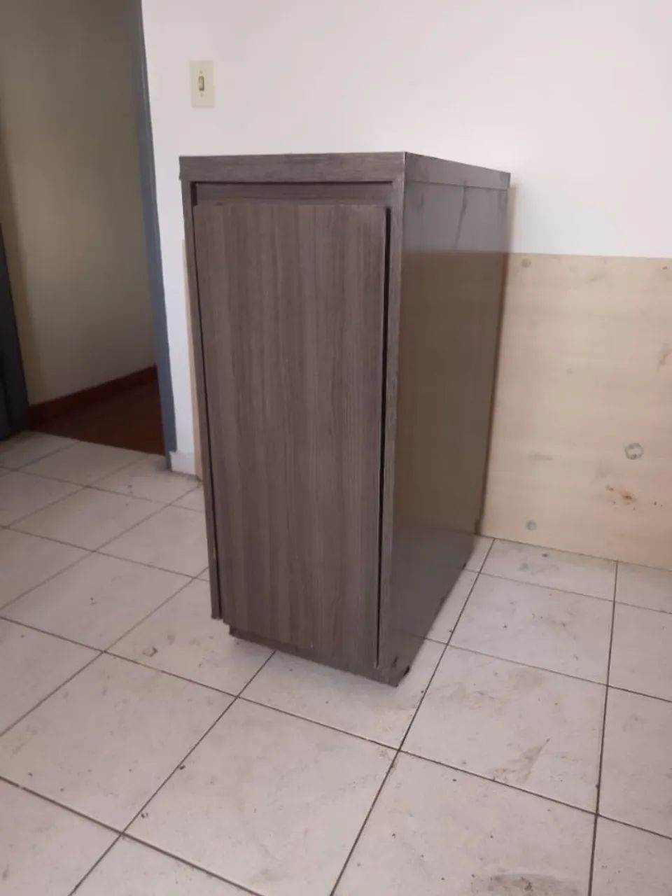 BALCÃO BISTRÔ ARMARIO 