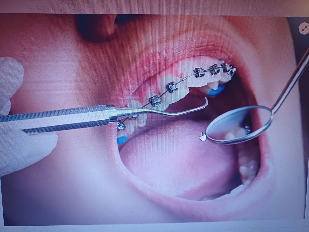 Procuro profissional ortodontista