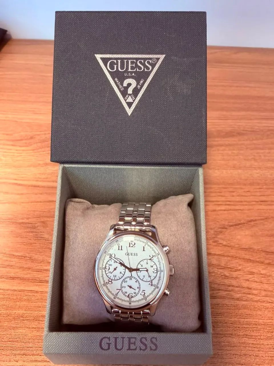 Relógio feminino Guess