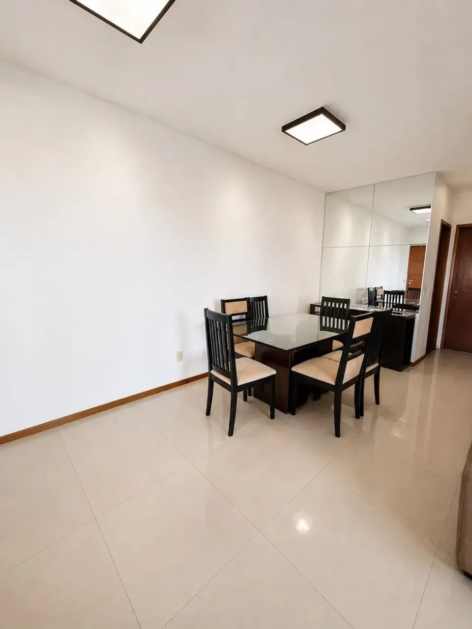 ALUGO APTO ED QUANTUM RESIDENCE MOBILIADO COM 2/4 SENDO 1 SUÍTE E 1VG