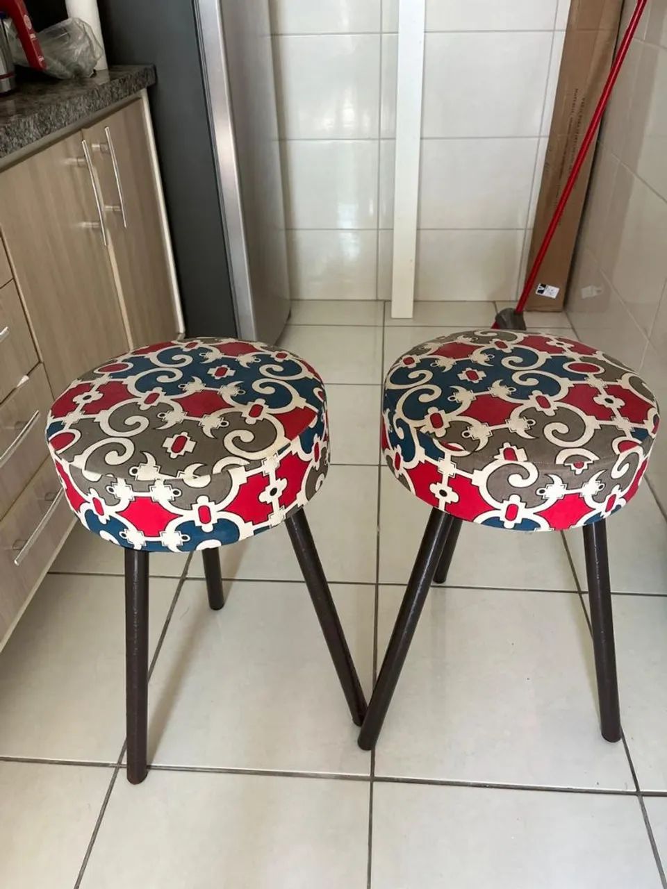 Stool in excellent condition