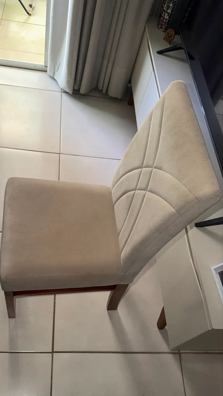 4 CADEIRAS DE MESA COMPRADAS NA ATLANTIDA MÓVEIS 