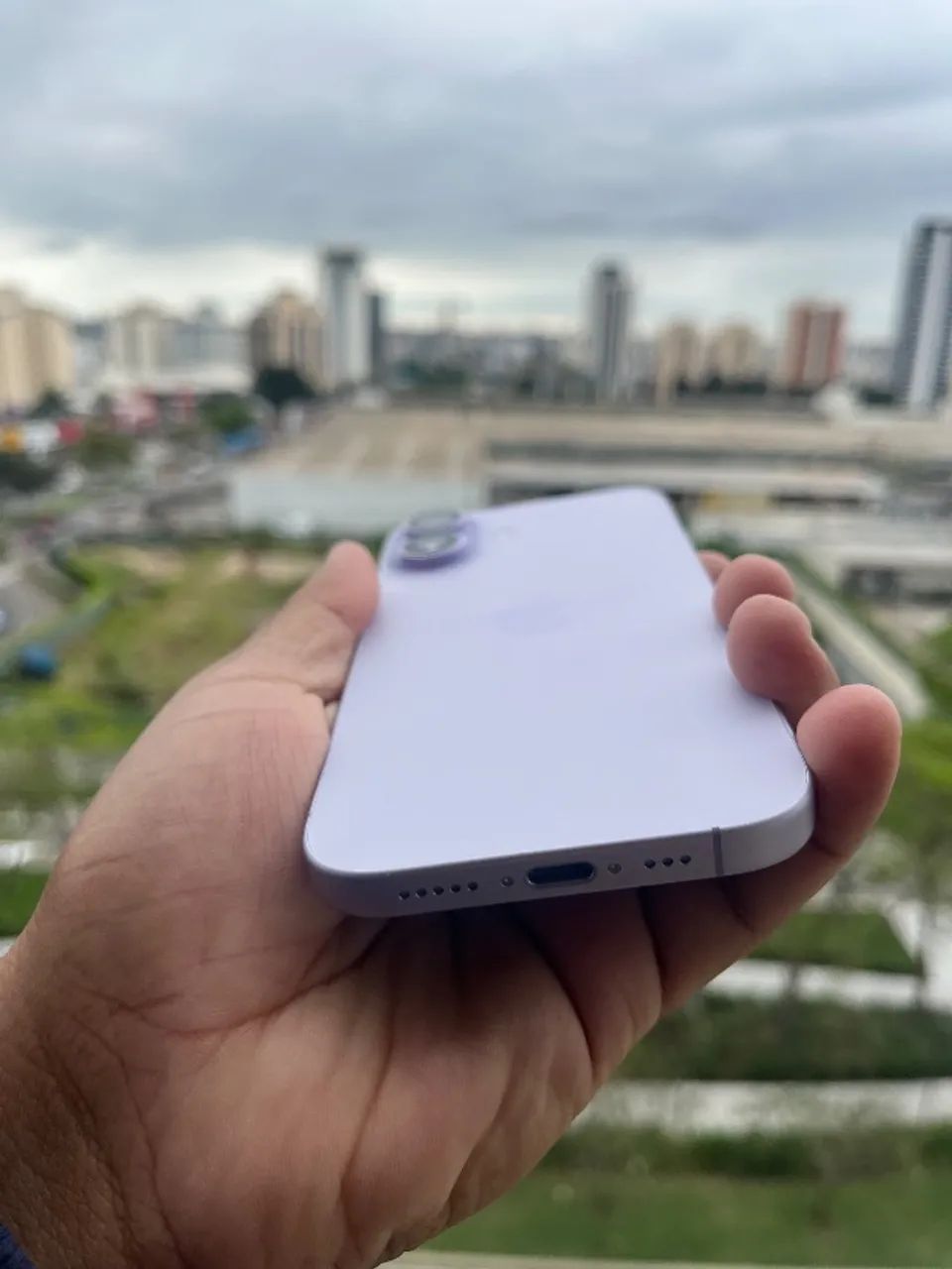 17 com garantia apple abril 2027 - pouco uso 100% - Foto 4
