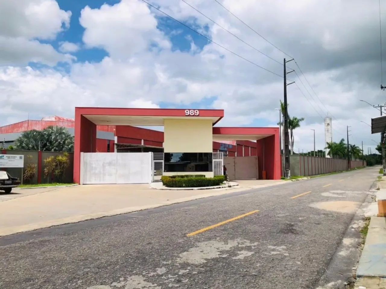 VENDO OU ALUGO GALPÃO NO DISTRITO INDUSTRIAL NO HORIZONTE 