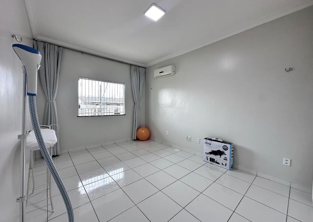 ALUGA-SE IMÓVEL COMERCIAL - 270m² - Foto 2