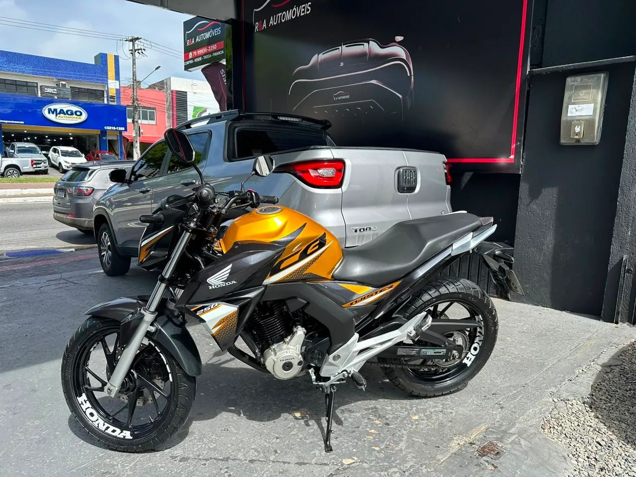 Honda  - Foto 3