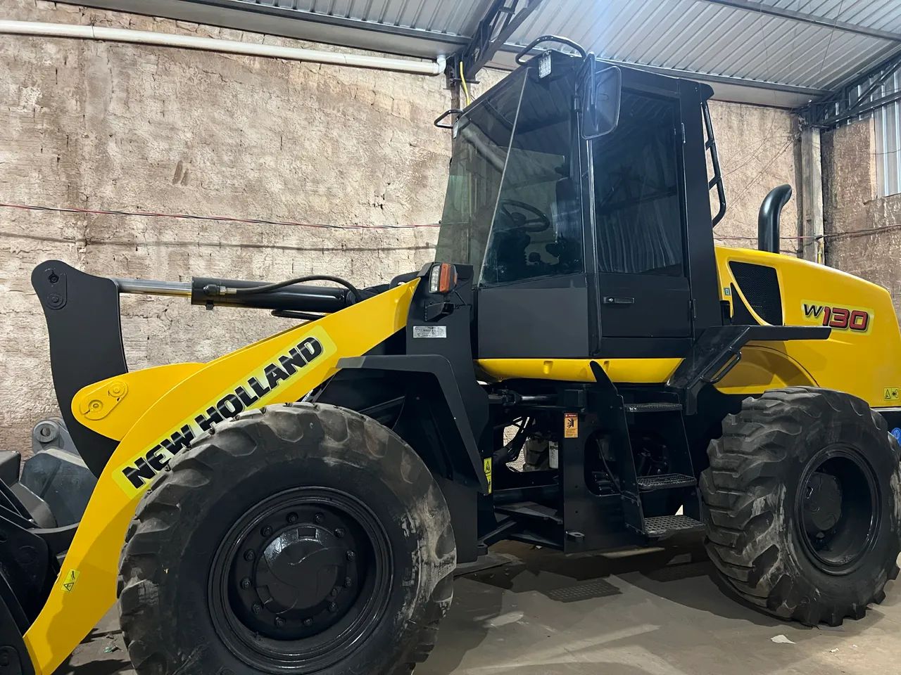 Carregadeira W130 2015 toda revisada!  - Foto 3