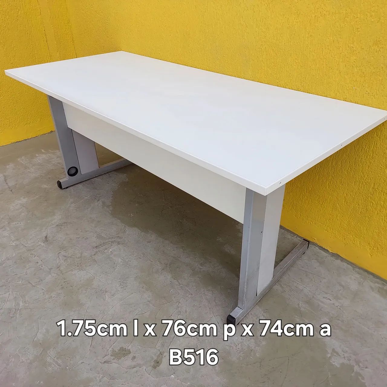 Mesa escritório reta funcional  - Foto 3