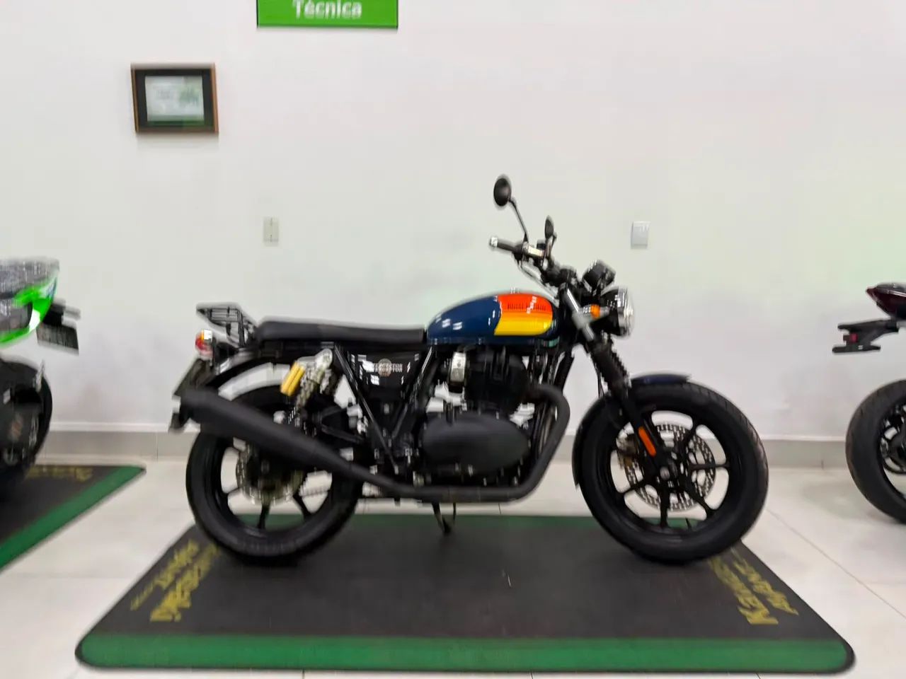 Royal Enfield Interceptor 650