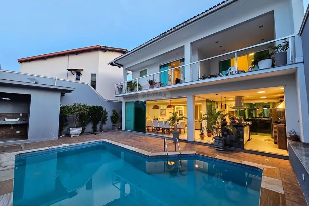 Luxuoso Duplex no Dom Pedro  Conforto e Sofisticação se encontram