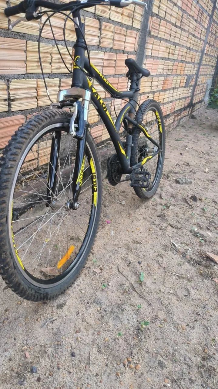 Bike aro 26 Anjes Preto e Amarela - Foto 2