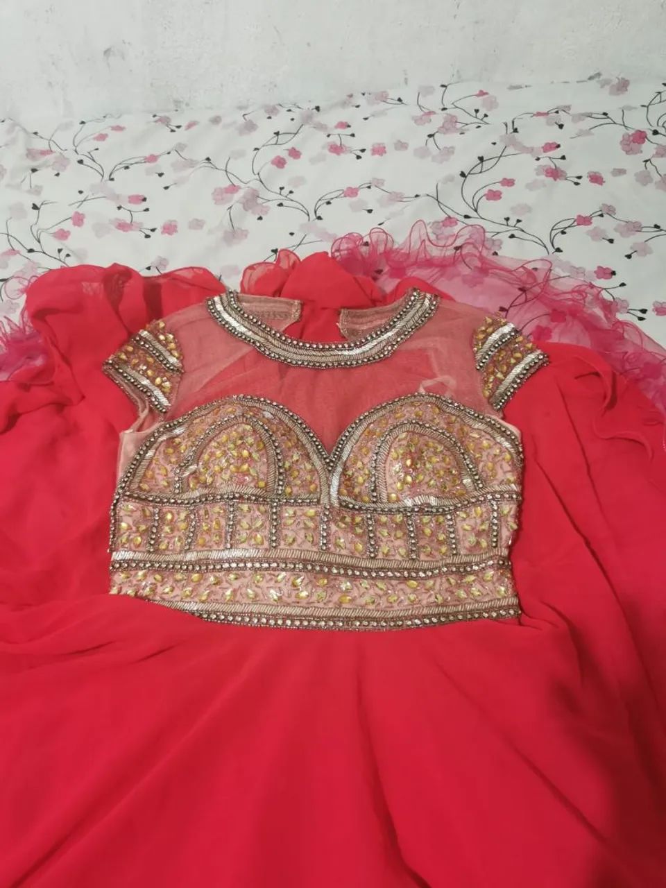 Vestido de festa 15 anos troco por violão ou cajon. - Foto 4