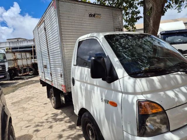 HYUNDAI HR