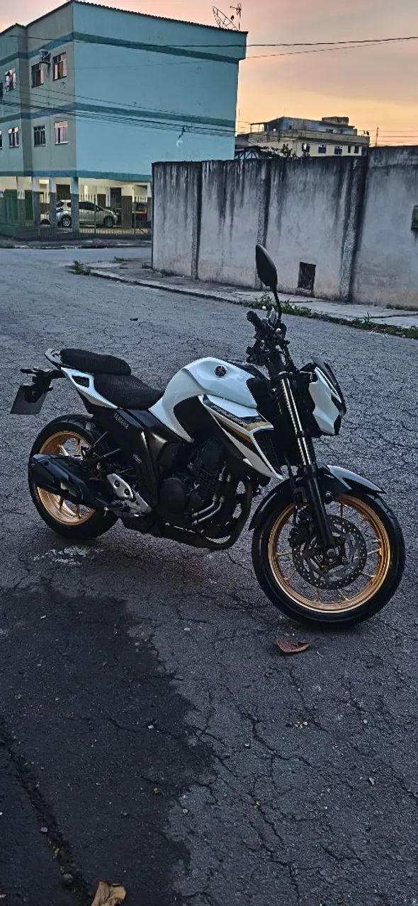 FZ25 CONECTED  - Foto 5