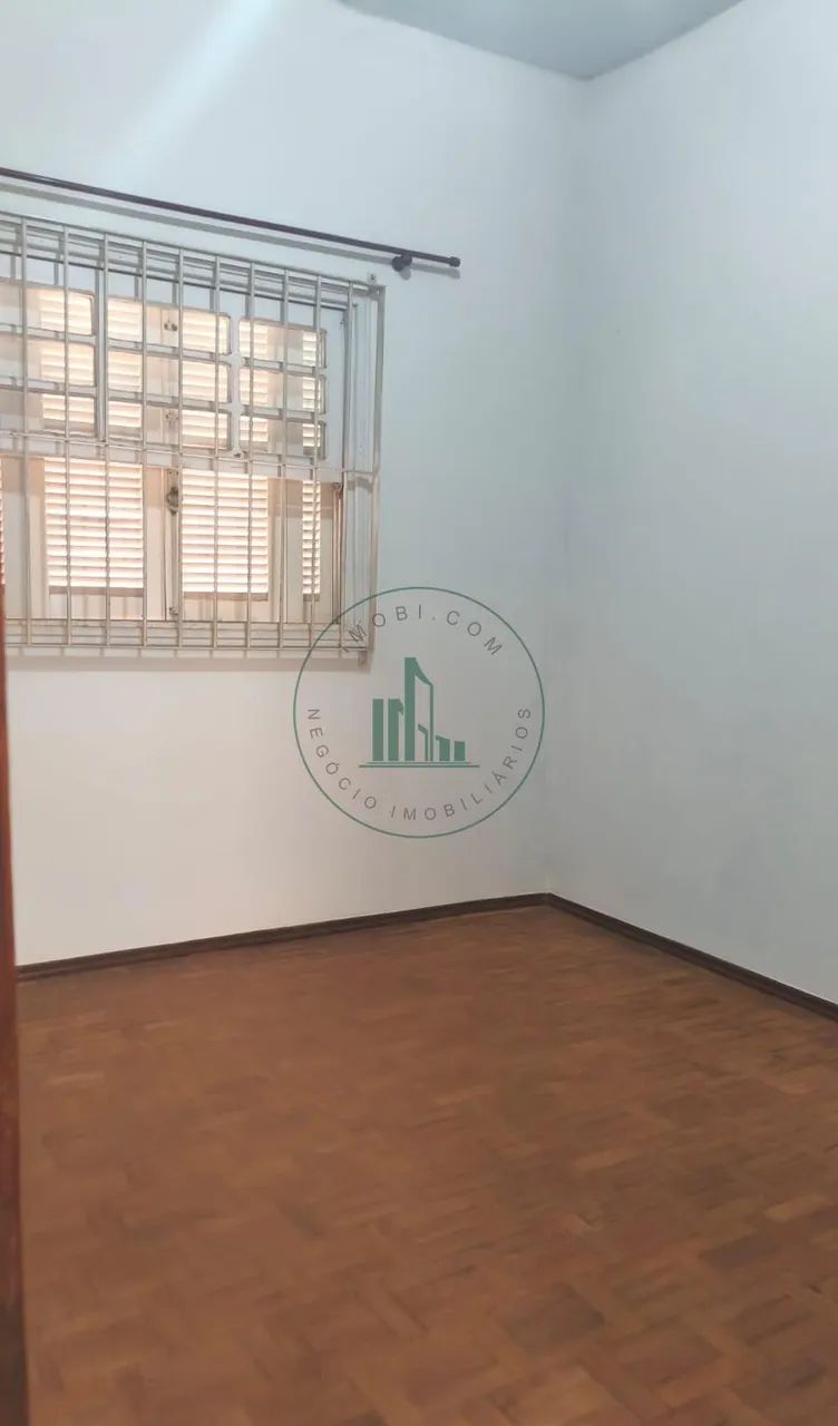 Casa no Centro c/ 3 Dorms, 2 Banheiros e Potencial comercial - Foto 4