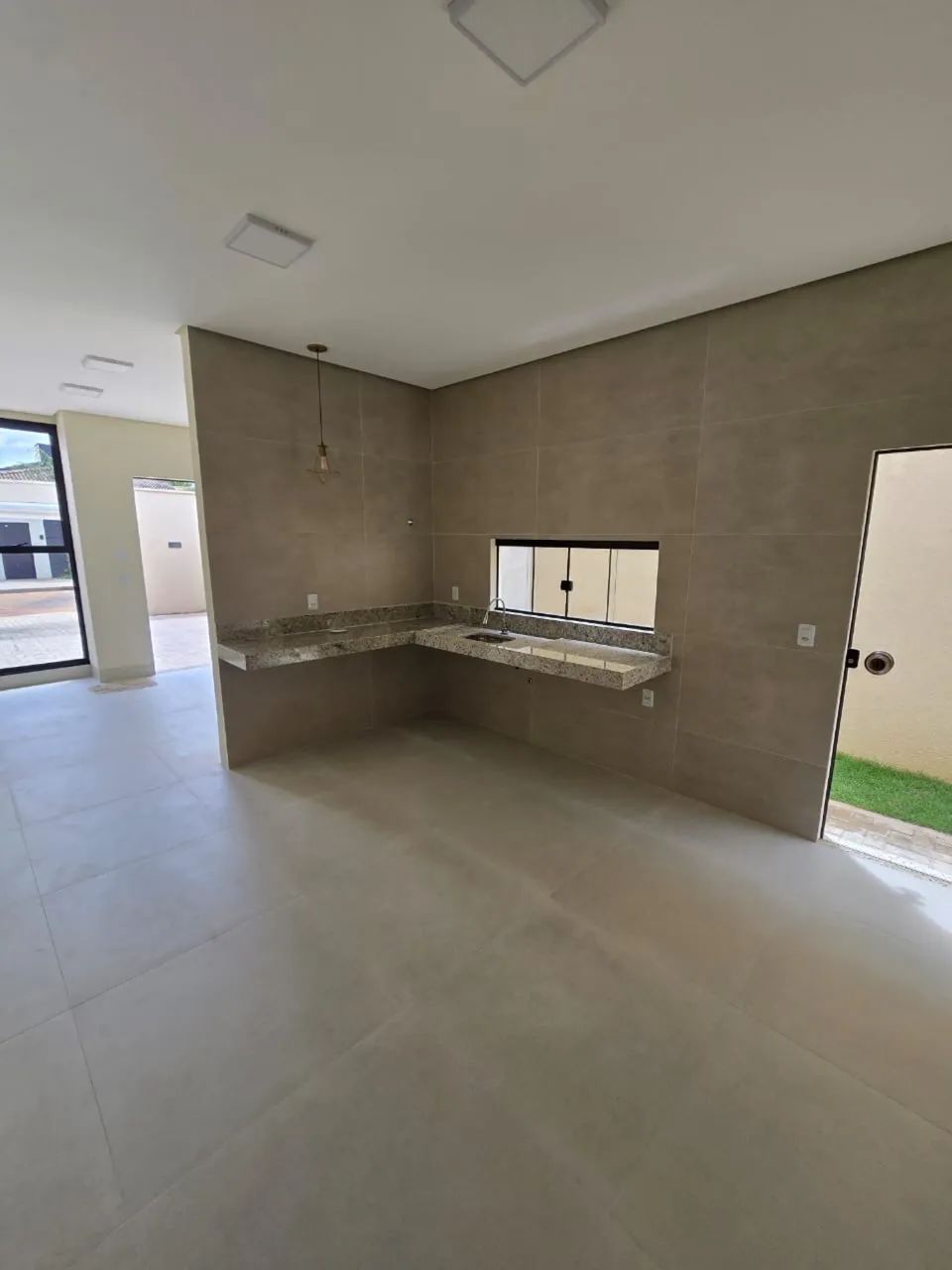 Alugo Casa Bertaville  - Foto 3