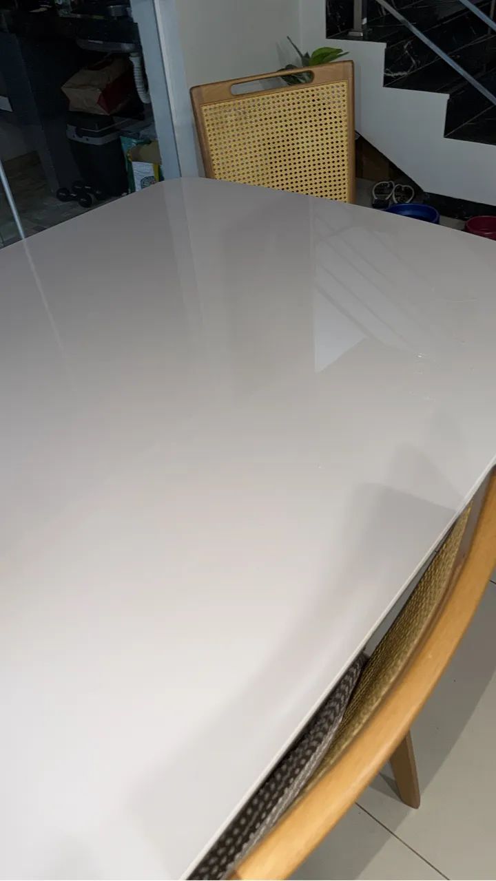 Mesa de jantar de laca e madeira maciça  - Foto 2
