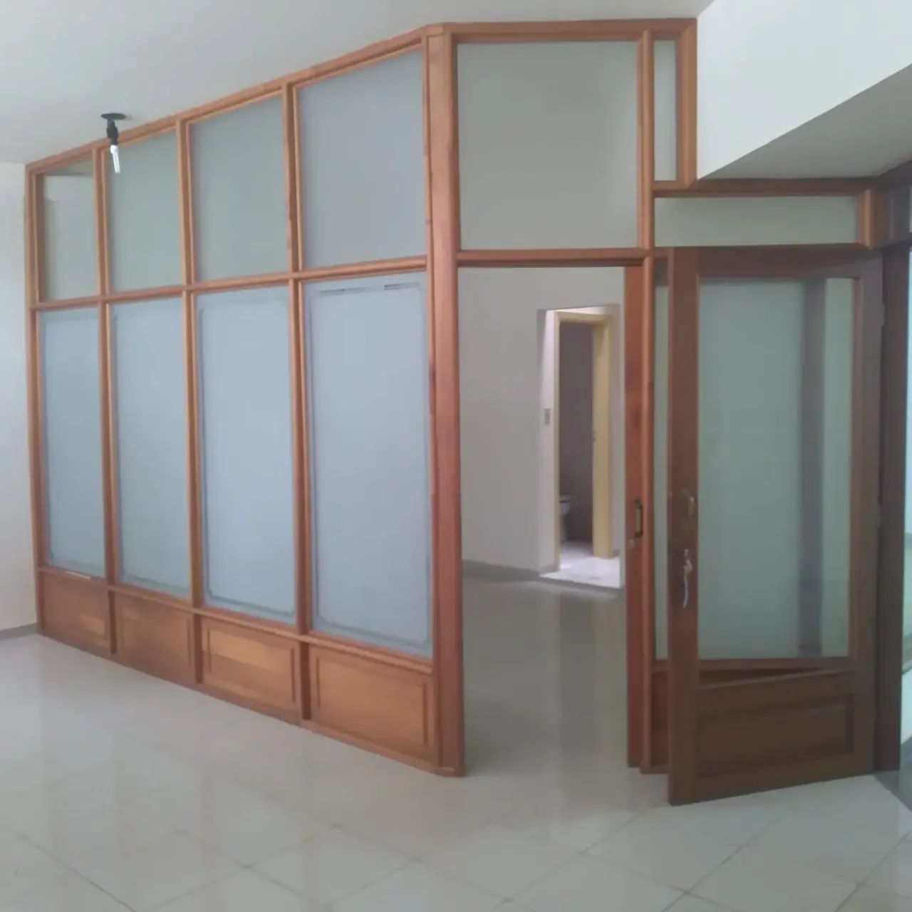 Barão Geraldo Ótima Loja em Galeria com 68m2 em Campinas - Foto 2