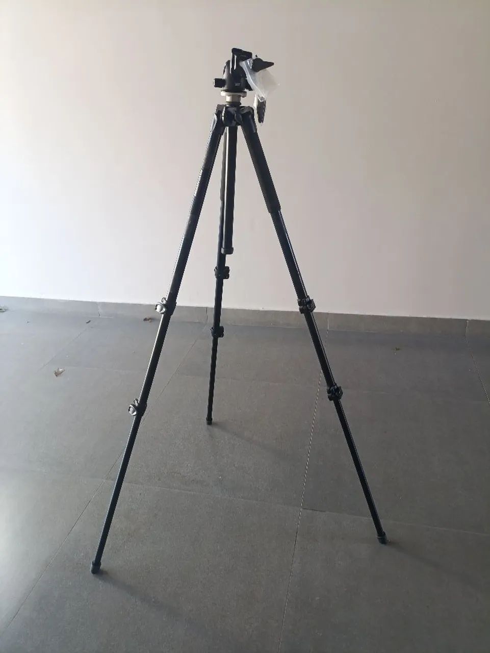 Tripé de c âmera Manfrotto - Foto 2