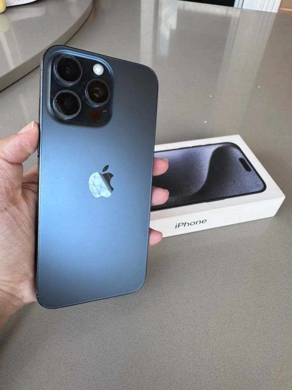 IPhone 15 Pro Max 256G  - Foto 2