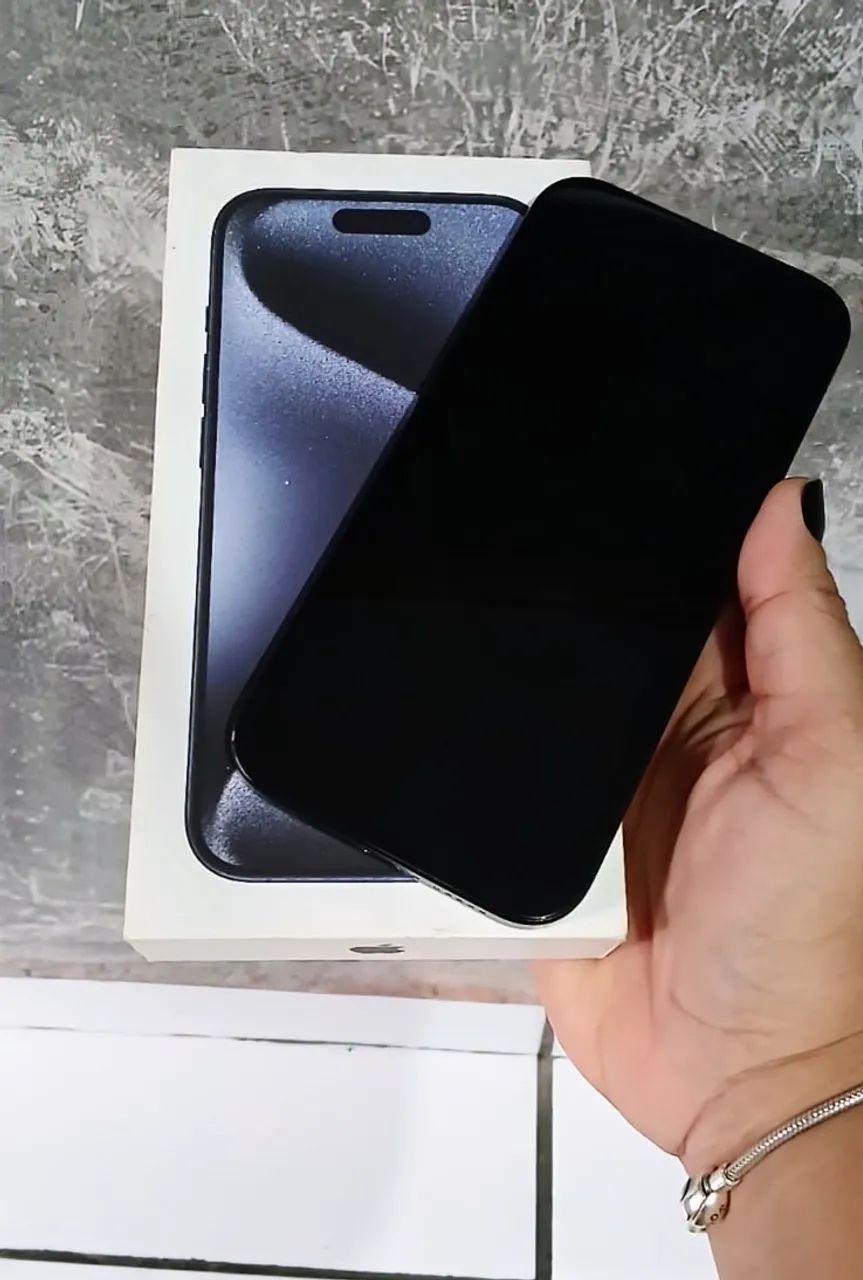 iPhone 15 Pro - Foto 2