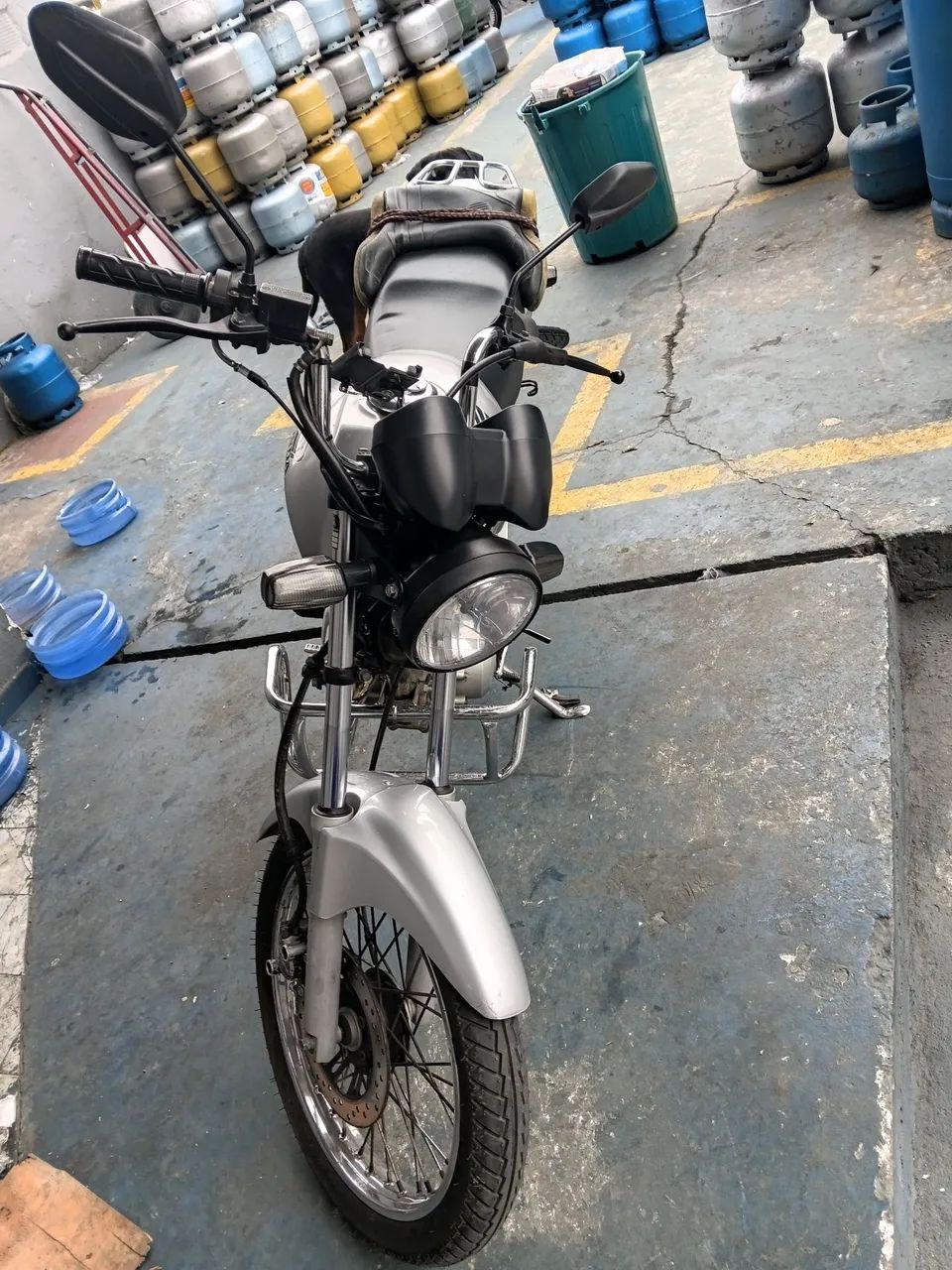 Titan 150